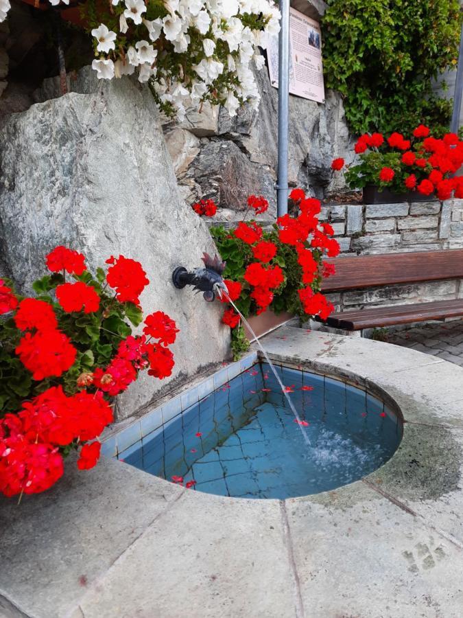 Bergbeiz Morgenrot B&B Embd Exterior foto